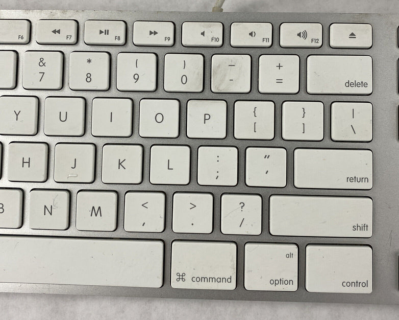 FLAWED Apple A1243 Wired USB MB110LL/A White Keyboard (Lot of 5)