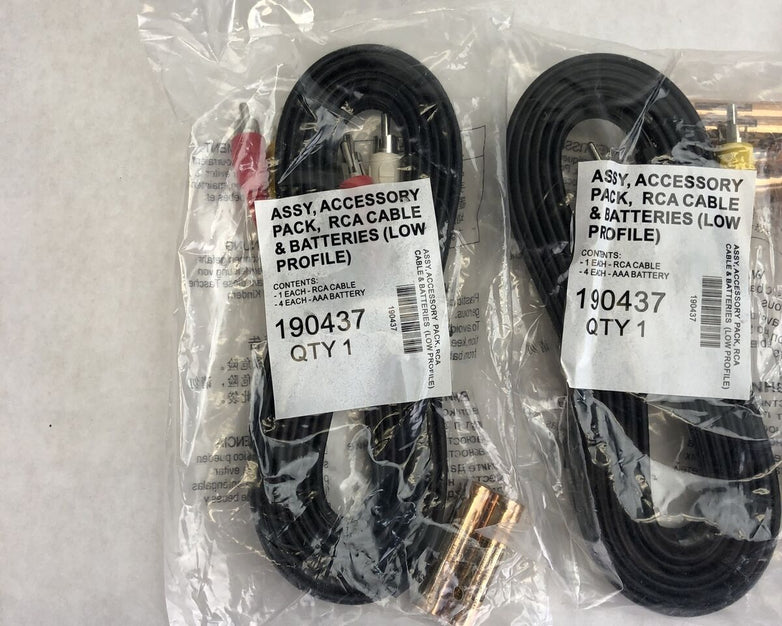 Lot of 5 - Accessory Pack - 1 RCA Cable & 4 - AAA Batteries 190437