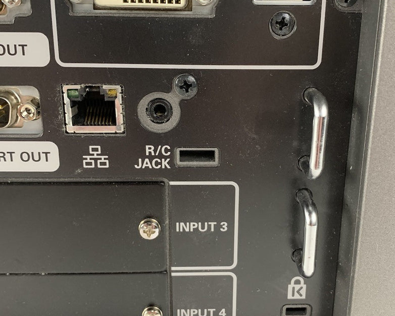 Eiki EIP-HDT30 Digital Theater Projector - Parts or Repair