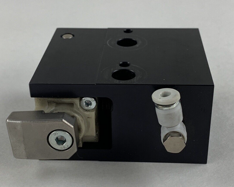 Rexroth 3842552717 Stop Gate Block Cylinder Untested