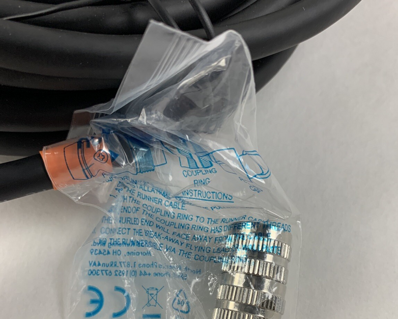 RapidRun E188601 PC Runner Cable 25 Feet 15 Pin Female Connectors Box Opened