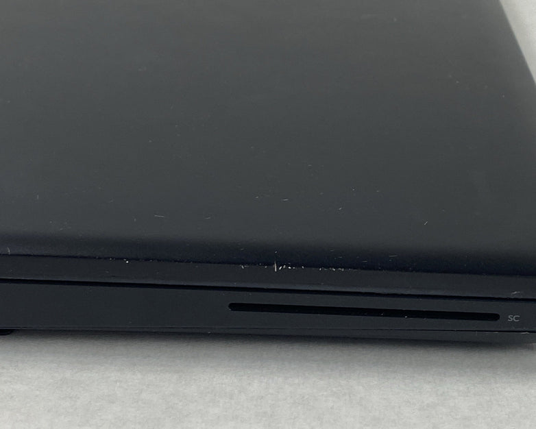 Dell Latitude 5580 Intel Core i5-7300U 2.60 GHz 8 GB RAM 15.6" No HDD No OS