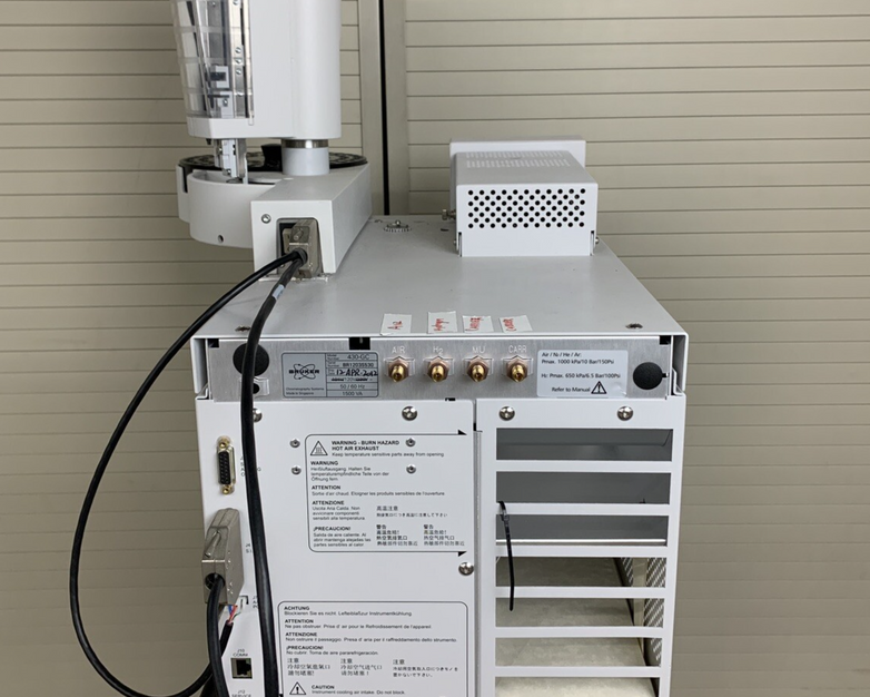 Bruker 430-GC Gas Chromatograph w/ Varian CP8400 Autosampler Powers Tested