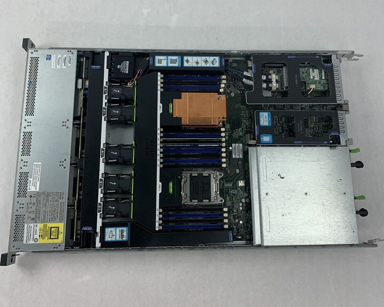 Cisco-UCS UCSC-C220-M3S Server Xeon E5-2609 2.4 GHz 16 GB RAM No HDD No OS