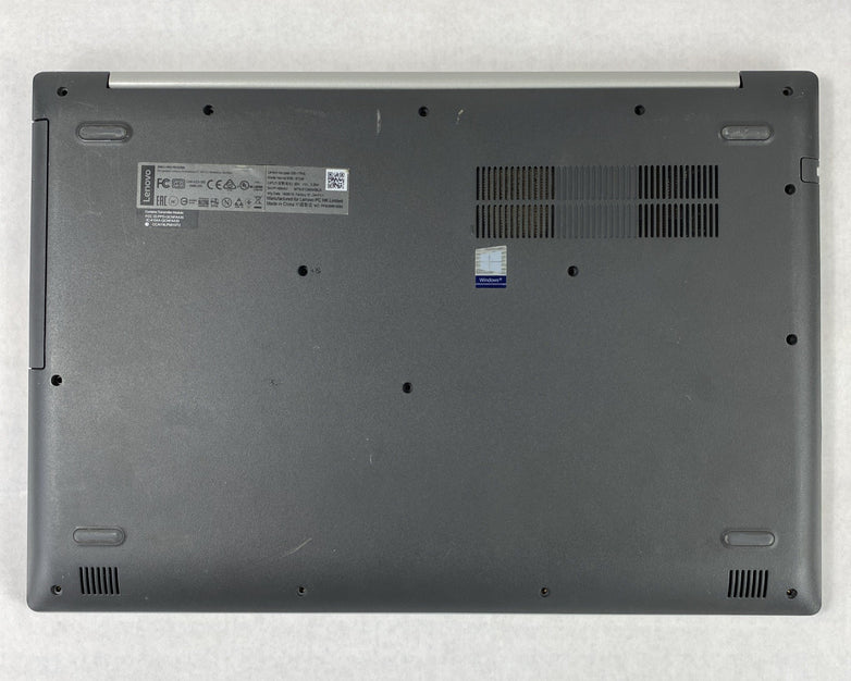 Lenovo IdeaPad 330-17IKB Core i7-8550U 1.80 GHz 16 GB RAM 17.3" No HDD No OS