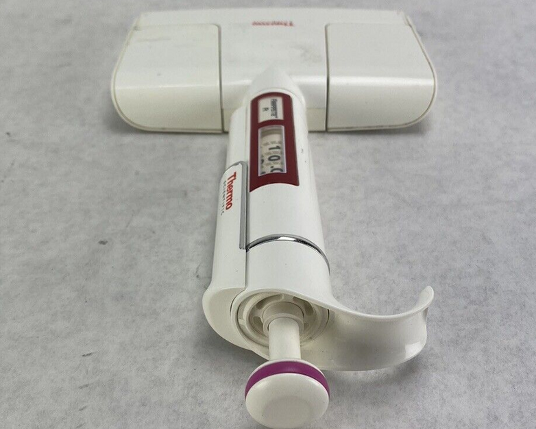 Thermo Scientific Finnpipette F1 1-10uL 12 Channel Pipette