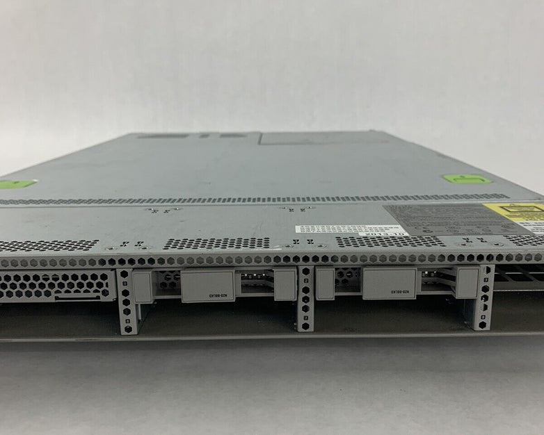 Cisco-UCS UCSC-C220-M3S Server Xeon E5-2609 2.4 GHz 16 GB RAM No HDD No OS