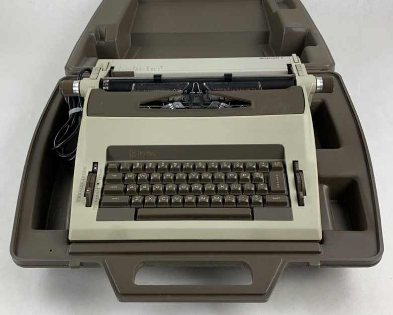 Royal Medallion II Portable Electricl Typewriter Power Tested w/ Case Vintage