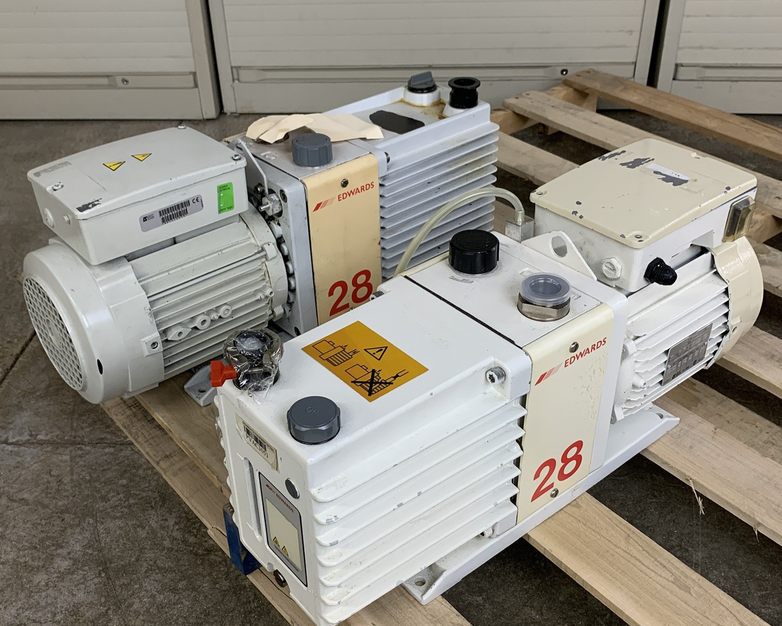 Edwards E2M28 Rotary Vane Vacuum Pump Drained Oil Parts and Repair Lot of 2x