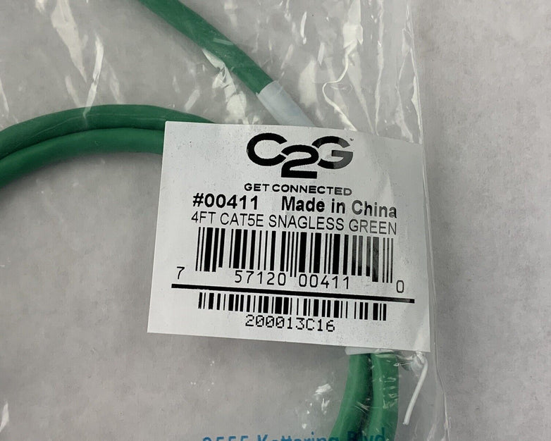 Lot( 5 ) 4ft Green Cat5e C2G 0041 Snagless Unshielded UTP Ethernet Patch Cable