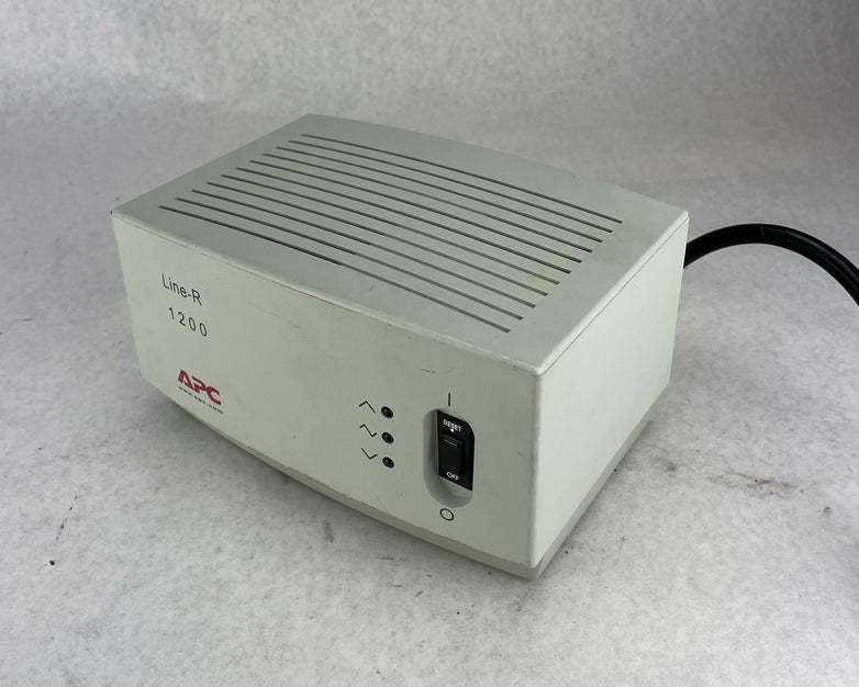 APC Automatic Voltage Regulator LE1200 Line-R 1200VA Parts Or Repair