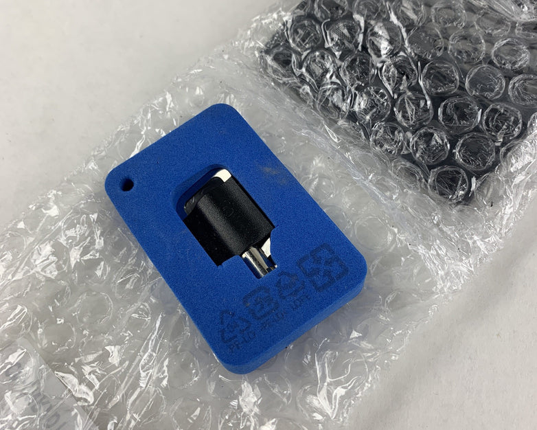 Dell 0NR7DT Poweredge Front Faceplate Bezel New OEM w/ Key