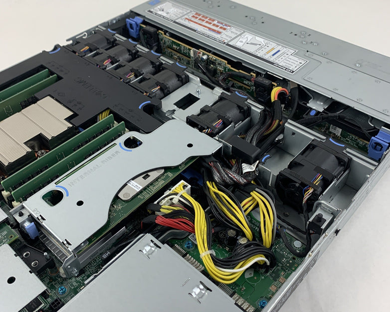 Dell PowerEdge R440 2x Xeon Silver 4110 2.1 GHz 128 GB RAM No HDD NO OS