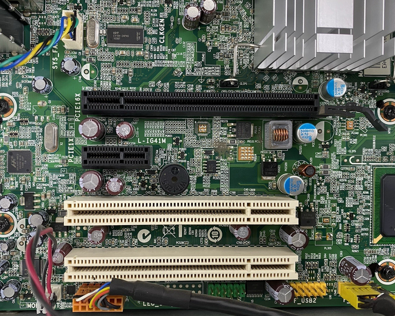 Lenovo ThinkCentre M70e MT Intel Core 2 Duo E8400 3.00GHz 4GB RAM No HDD No OS