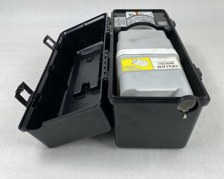 3M Model 497 Portable Electronics Service Vacuum No Power Cord No Attachments