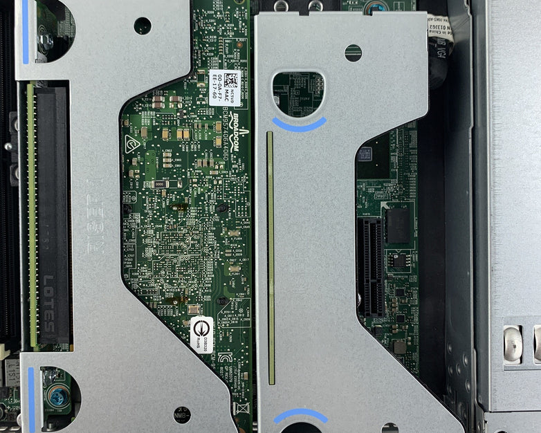 Dell PowerEdge R440 2x Xeon Silver 4110 2.1 GHz 128 GB RAM No HDD NO OS
