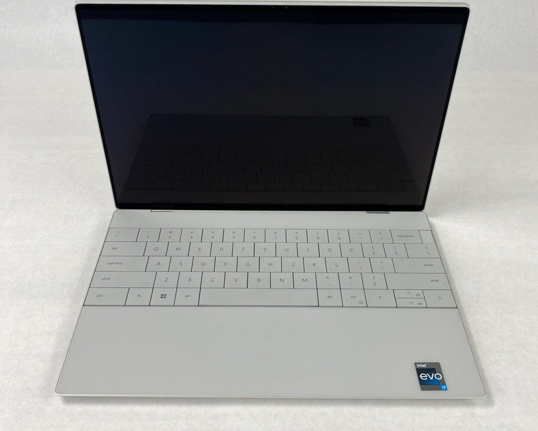 Dell XPS 9320 13.3" Touch i7-1260P 3.26 GHz 16 GB No HDD No OS