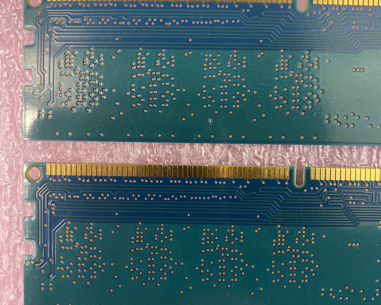 Lot( 4 ) 1GB Hynix HMT112U6BFR8C-G7 1Rx8 PC3-8500U DDR3 non-ECC Desktop RAM
