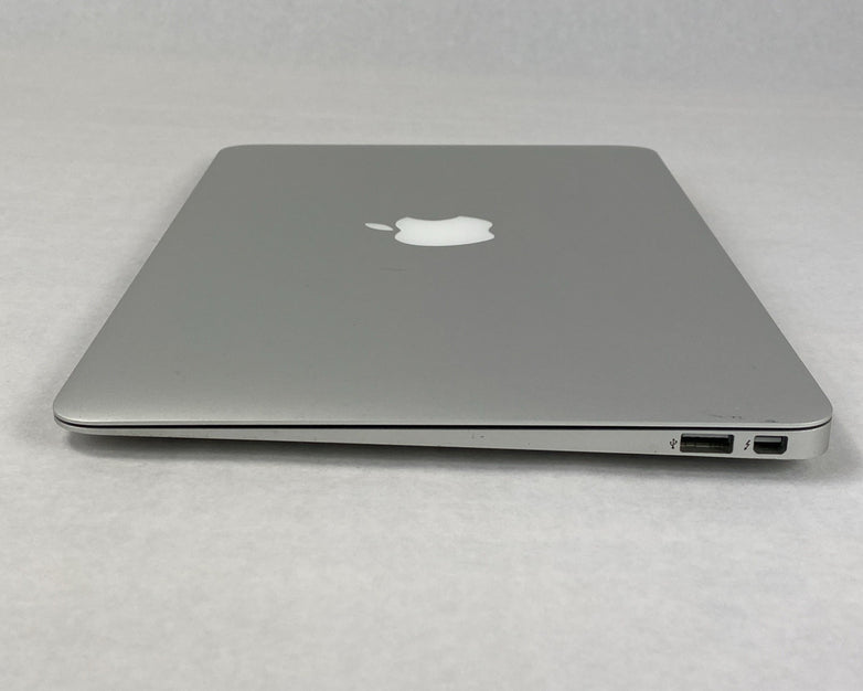 Apple A1465 MacBook Air 2013 11" 1.3Ghz i5 4GB RAM 120GB SSD os11.7.1 321 Cycles