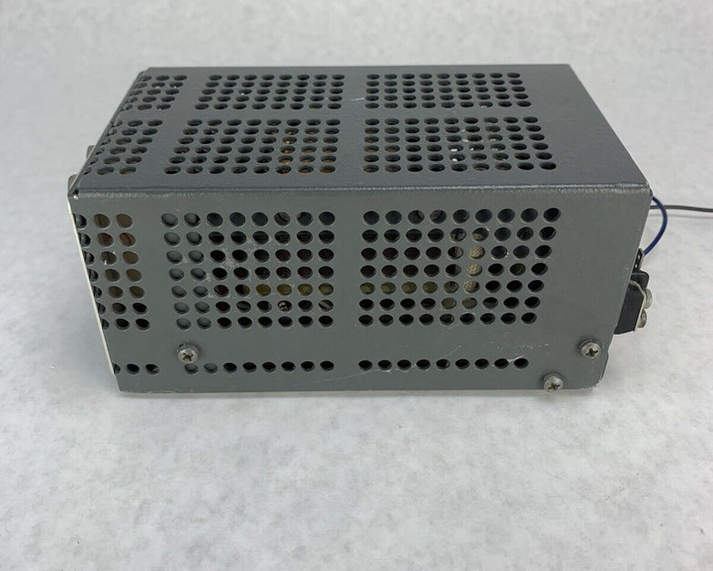 Lambda Regulated Power Suppy 0-24 VDC-INPUT 105-132V 55-65HZ Model LM 261