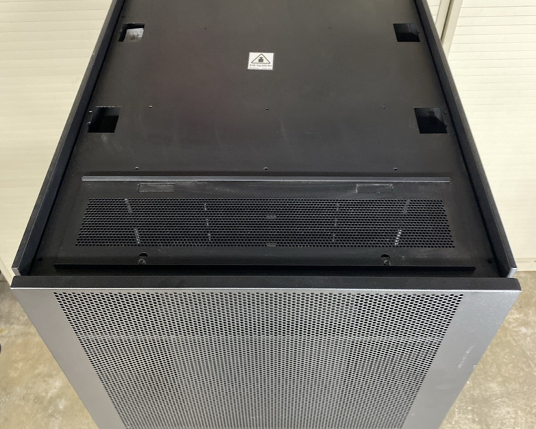 IBM 45D3122 36U Rack IT Network Server Cabinet