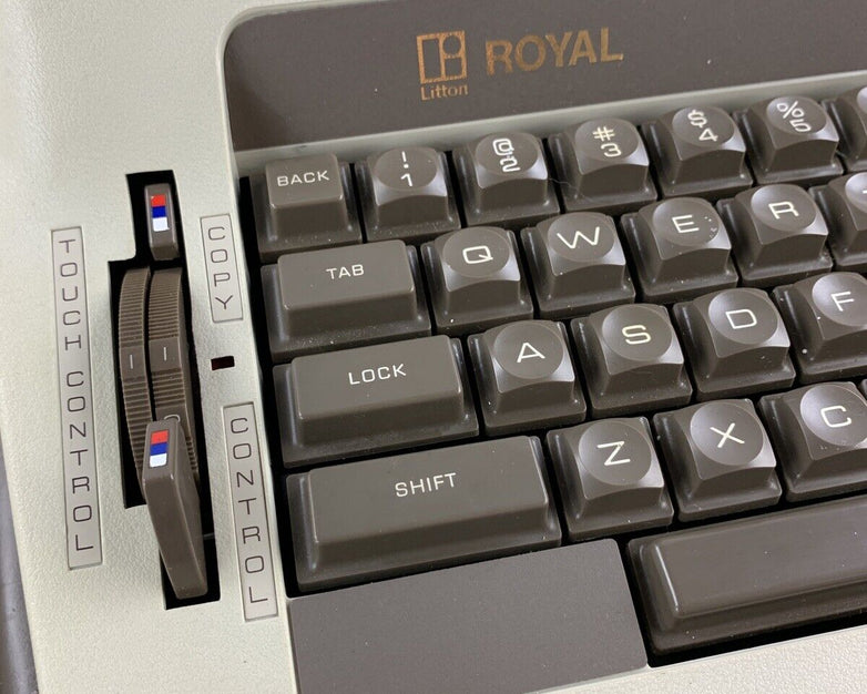 Royal Medallion II Portable Electricl Typewriter Power Tested w/ Case Vintage