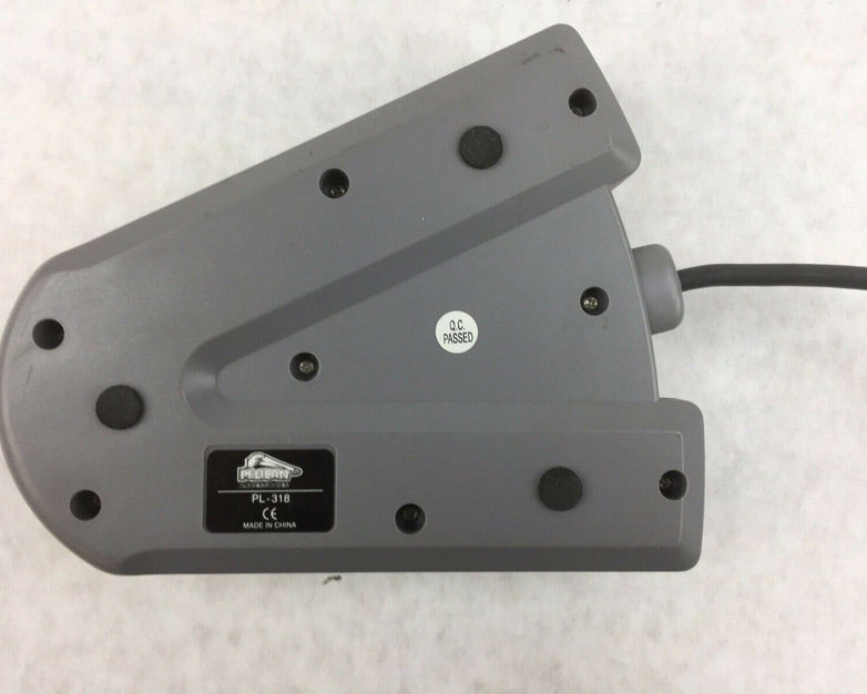 Pelican Accessories PL-318 4-Port Memory Card Reader