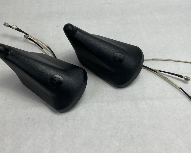 Motorola Laird GPSS746MP-MT4 VSM Base RF Antenna with Cap AN000036A01 - Lot of 2