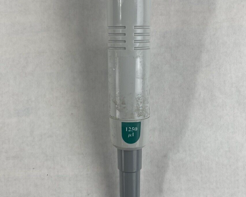 Thermo Scientific Matrix 1250 μL Single Channel Digital Pipette Tested
