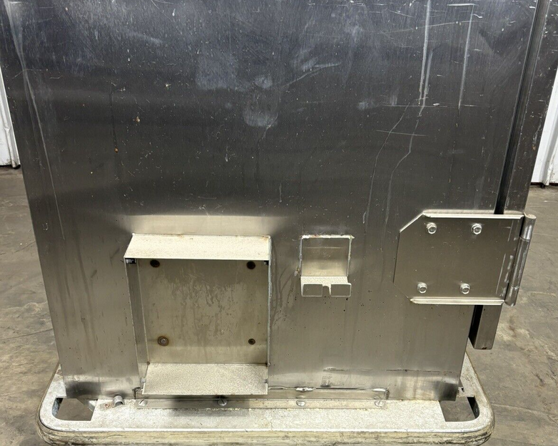 Carter Hoffmann BB1000 FH90 Warming Heated Banquet Cart Cabinet 120V 13.7A 1650W