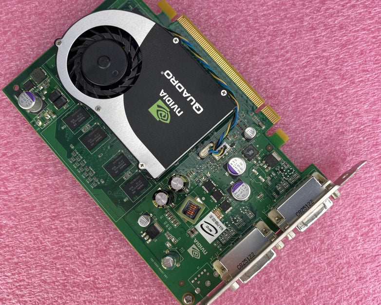 Dell 0WX397 NVIDIA Quadro FX 570 256mb GDDR2 PCIe Graphics Card Lot Of 3
