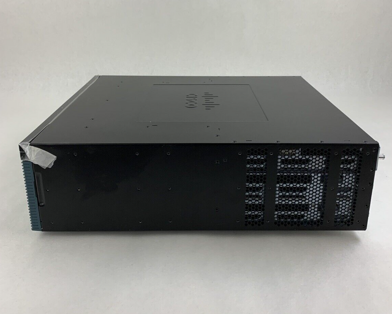 Cisco CISCO3945-SEC/K9 Security Router Bundle Box Opened