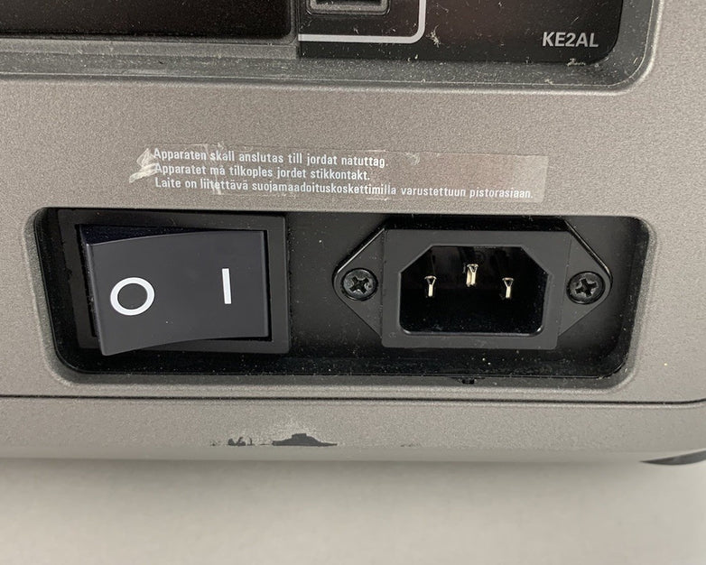 Eiki EIP-HDT30 Digital Theater Projector - Parts or Repair