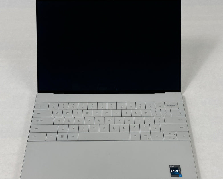 Dell XPS 9320 13.3" Touch i7-1260P 3.26 GHz 16 GB No HDD No OS