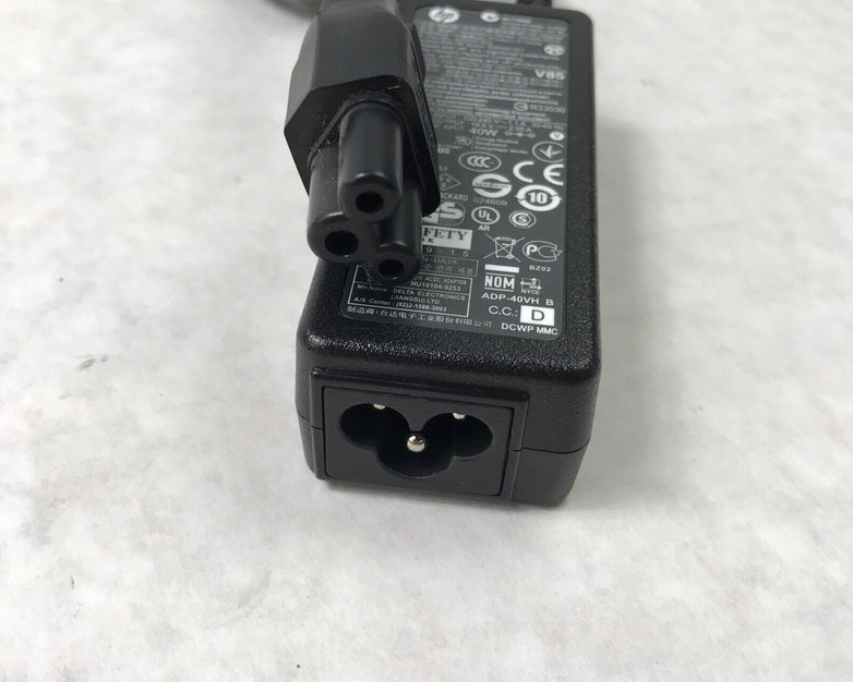HP 622435-003 Laptop Charger HSTNN-DA18 60Hz 19.5V 2.05A 624502-001 (Lot of 3)