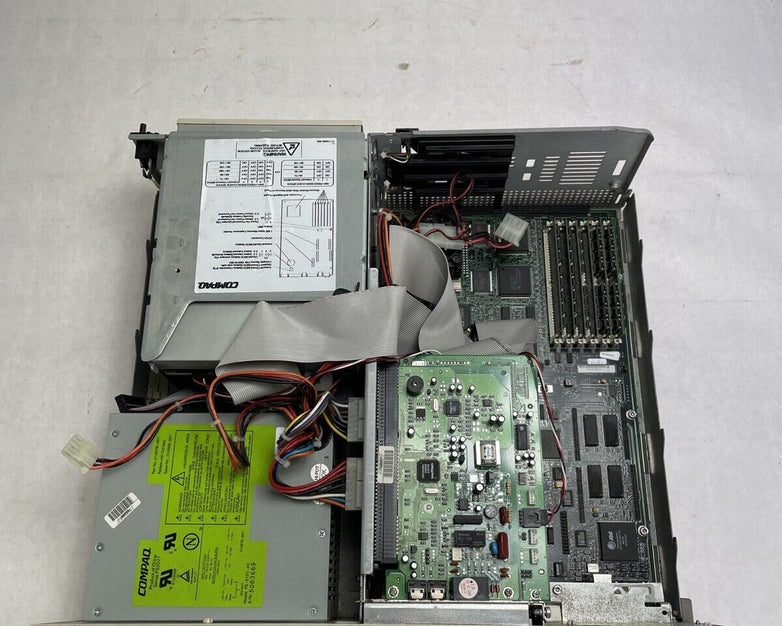 Compaq DeskPro 575 DT IDT Win CHIP 2-3D 200MHz 32MB RAM No HDD No OS