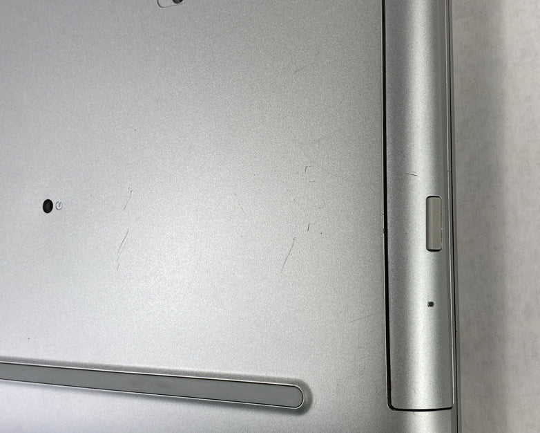 HP Envy NoteBook 17.3" Touch i7-6500U 2.5 GHz 16 GB RAM No Battery No HDD No OS