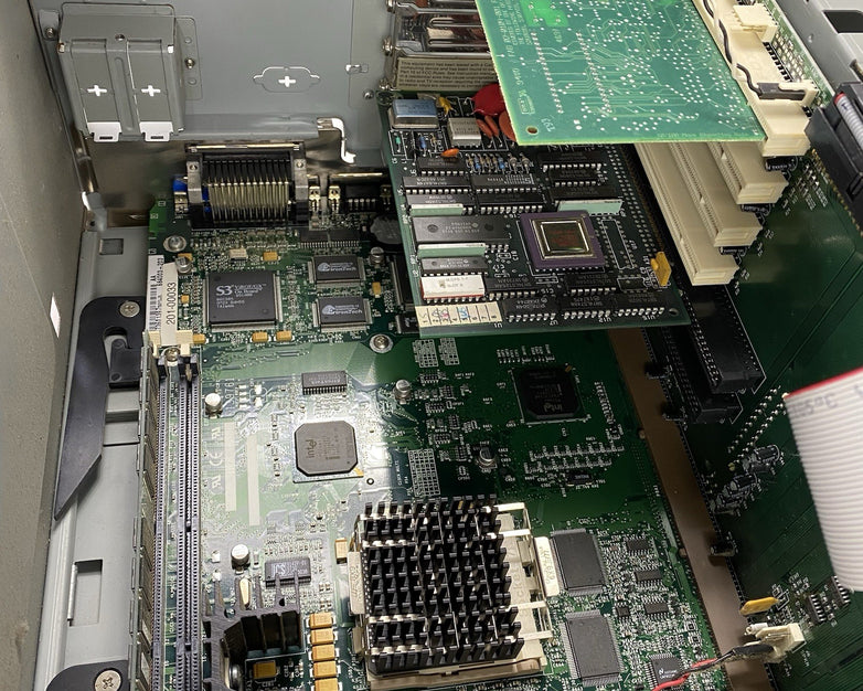 NEC PowerMate Enterprise MT Pentium MMX 200MHz 32MB RAM No HDD No OS
