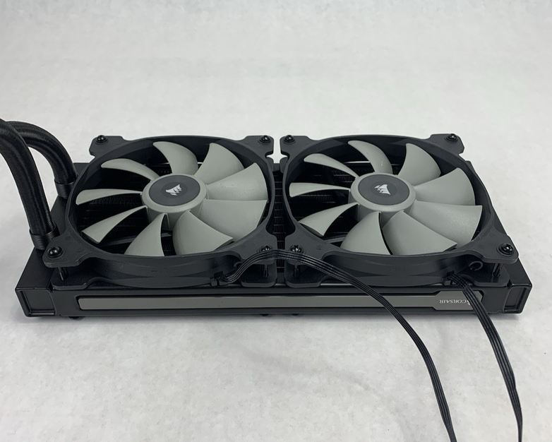 Corsair Hydro Series CW-9060026-WW Liquid Cooler Radiator w/ Fans