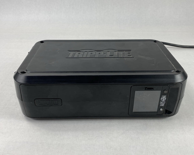 TrippLite OMNI900LCD 475W UPS Battery Backup No Battery Power Tested