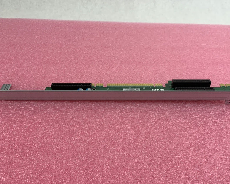 Supermicro RSC-R1UU-3E8-CS045 3-Port Riser Card