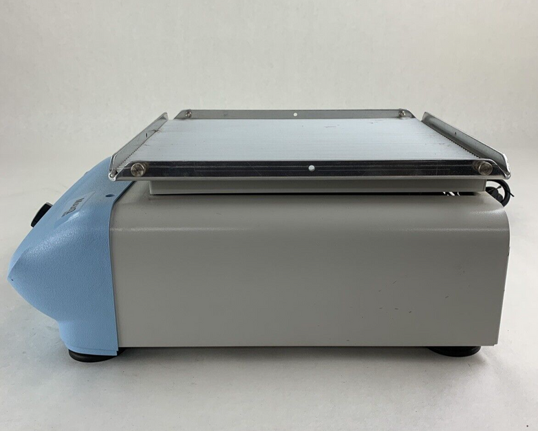 Thermo Scientific MaxQ 2508 Benchtop Orbital Platform Lab Shaker SHKA2508 Tested