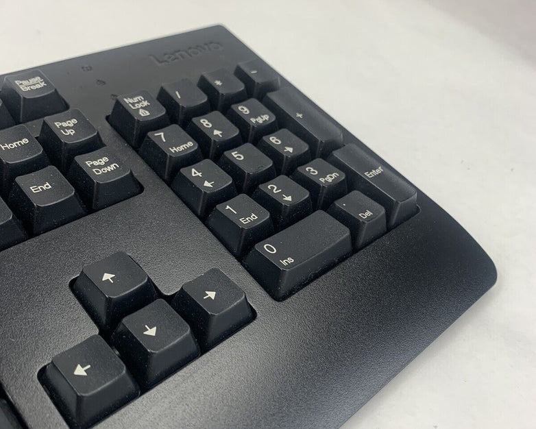 Lot 5 Lenovo SK-8827 Traditional Wired Keyboards 00XH688