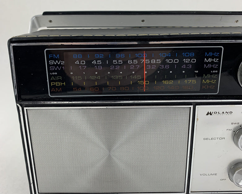 Midland 10-544 Multi Band Vintage Radio Powers On