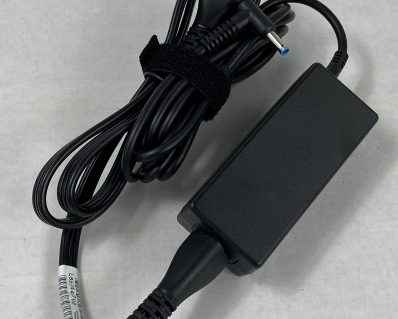 HP TPN-CA14 L25296-002 45W 19.5V 2.31A AC Adapter Blue Tip (Lot of 5)