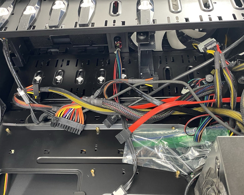 NZXT Hades Mid ATX Computer Tower with 550W Power Supply Broken Front Hinges