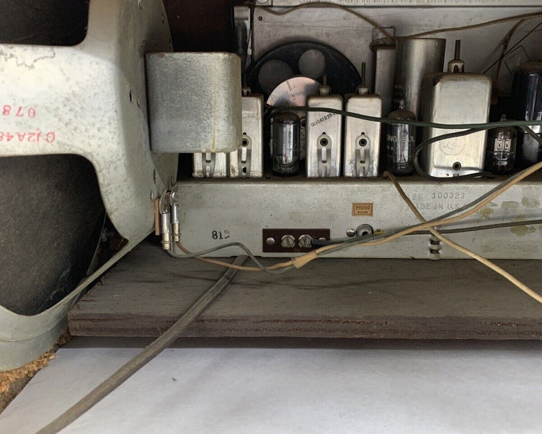 Montgomery Ward 62J-57 Super Sensitive Airline Radio Powers No Output Cut Cord