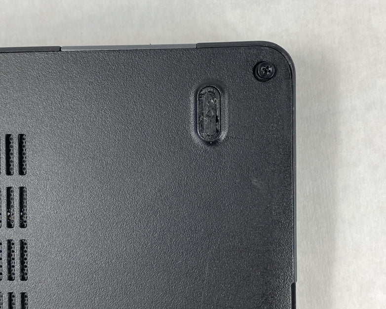 Dell Latitude 5580 Intel Core i7-7600U 2.80GHz 8GB RAM 15.6" No HDD No OS