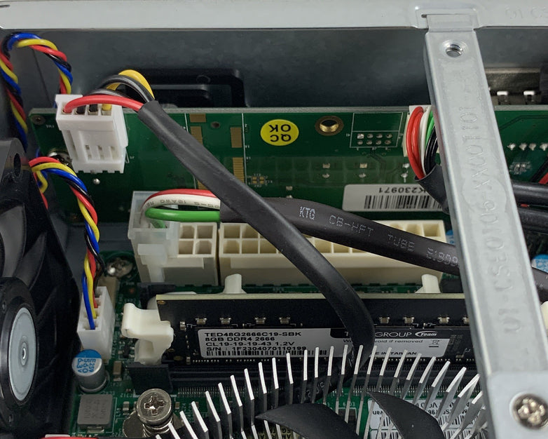Supermicro Micro Desktop X11SSV-Q i5-7500 3.8 GHz 8 GB Ram No OS No HDD No AC