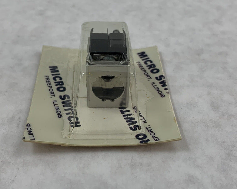 Micro Switch 6A46 2D113 Lot Of 5